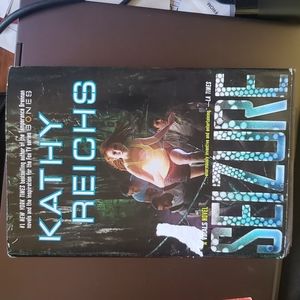 DONATING NOVEMBER 1ST!!Seizure (Virals novel) by Kathy Reichs